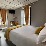Le Hôtel-bar