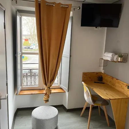 Hotel Le Hôtel-bar Oloron-Sainte-Marie