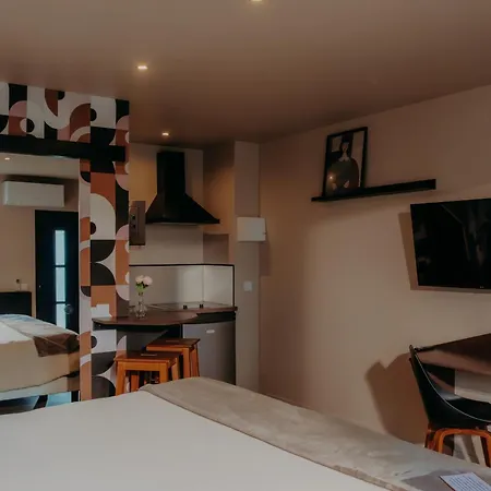 Le Hôtel-bar Hotel