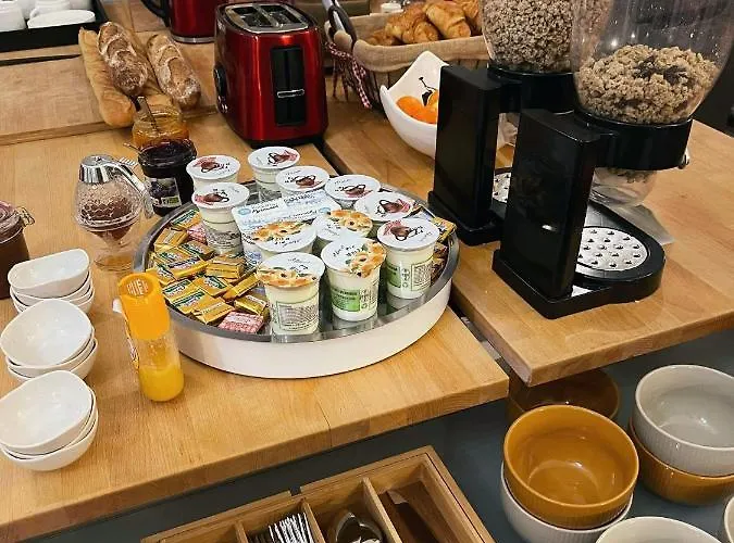 Le Hotel-bar Hotel Oloron-Sainte-Marie